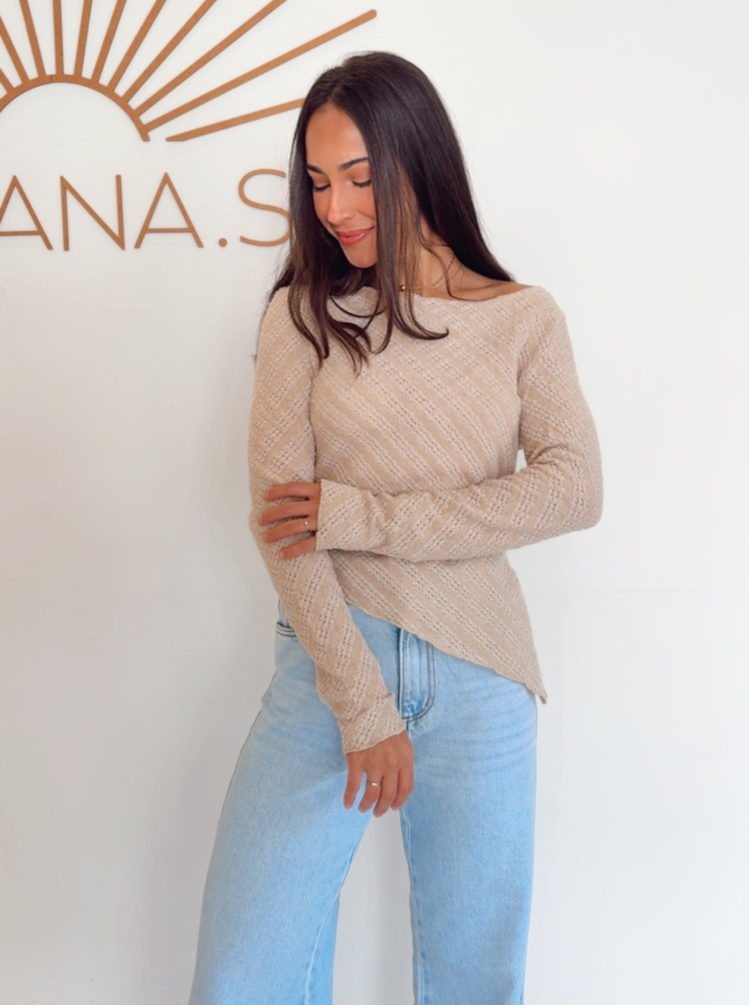 Blusa Fio Assimétrica